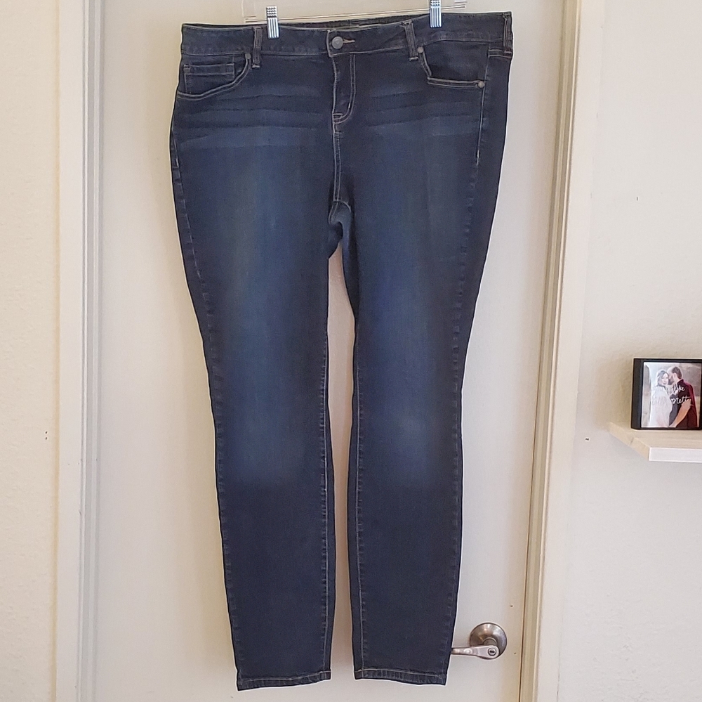 Torrid - Medium Wash Denim Jeans